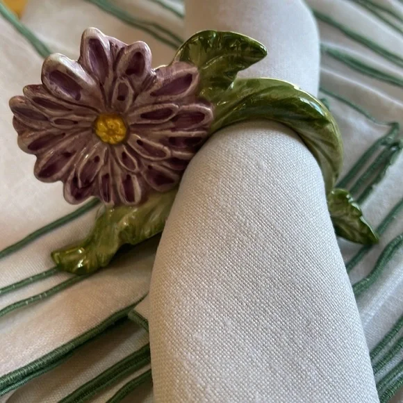 Vintage linen napkins - Picture 2 of 6